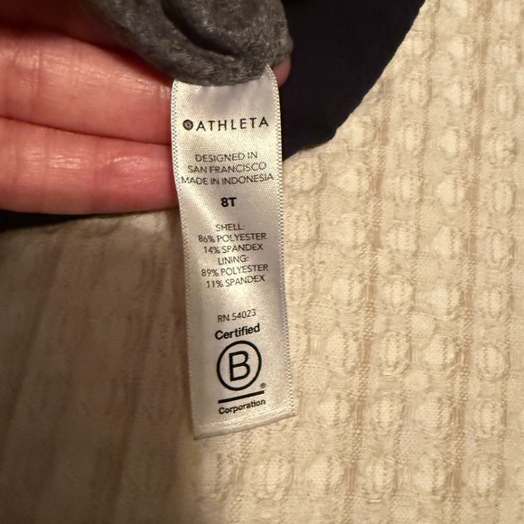 Black Athleta lined jogger. - Picture 4 of 6